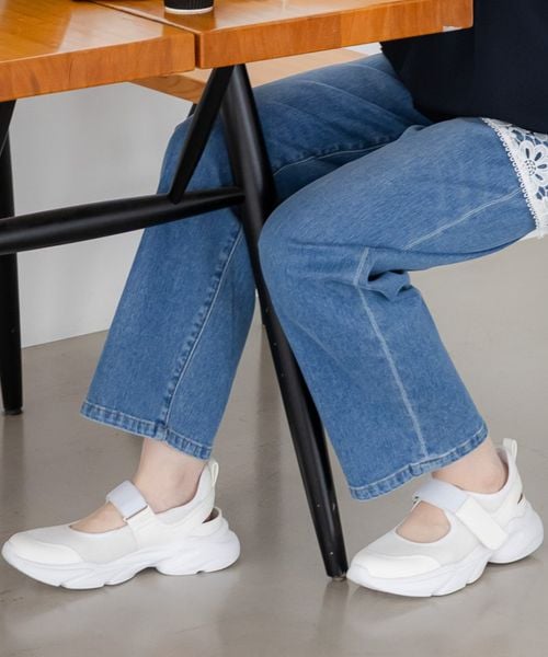 Elura <Sapofeet(サポフィート)>スニーカーサンダル ホワイト M ウィメンズグッズ エルーラ 451944 ドットエスティ 40代 50代 60代 レディース 婦人服 通勤服 オフィスカジュアル きれいめ 低身長 小柄 二の腕 美脚 体系カバー 着痩せ 太め ぽっちゃり Elura <Sapofeet(サポフィート)>スニーカーサンダル ホワイト M ウィメンズグッズ エルーラ 451944 ドットエスティ 40代 50代 60代 レディース 婦人服 通勤服 オフィスカジュアル きれいめ 低身長 小柄 二の腕 美脚 体系カバー 着痩せ 太め ぽっちゃり