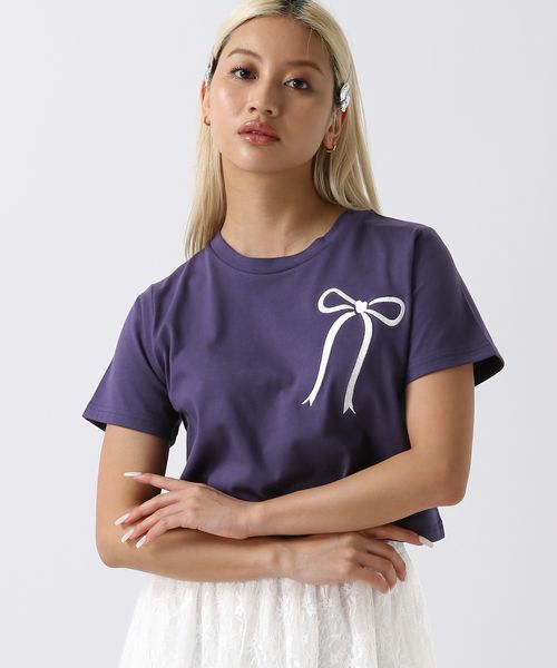 FOREVER 21 リボン刺繍チビTシャツ ネイビー FREE ウィメンズインナー フォーエバー21 131075 and ST アンドエスティ(旧ドットエスティ) FOREVER 21 リボン刺繍チビTシャツ ネイビー FREE ウィメンズインナー フォーエバー21 131075 and ST アンドエスティ(旧ドットエスティ)