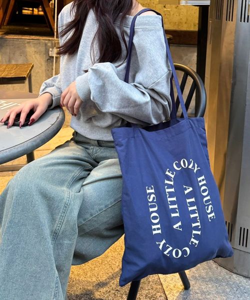FOREVER 21 【新色予約】アソートロゴトート ネイビー FREE ウィメンズグッズ フォーエバー21 138827 and ST アンドエスティ(旧ドットエスティ) FOREVER 21 【新色予約】アソートロゴトート ネイビー FREE ウィメンズグッズ フォーエバー21 138827 and ST アンドエスティ(旧ドットエスティ)