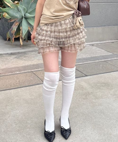 FOREVER 21 【再入荷】レースフリルショートパンツ ベージュ FREE ウィメンズボトムス フォーエバー21 151251 and ST アンドエスティ(旧ドットエスティ) FOREVER 21 【再入荷】レースフリルショートパンツ ベージュ FREE ウィメンズボトムス フォーエバー21 151251 and ST アンドエスティ(旧ドットエスティ)