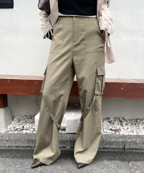 FOREVER 21 ベルトデザインフレアパンツ カーキ S ウィメンズボトムス フォーエバー21 324904 and ST アンドエスティ(旧ドットエスティ) FOREVER 21 ベルトデザインフレアパンツ カーキ S ウィメンズボトムス フォーエバー21 324904 and ST アンドエスティ(旧ドットエスティ)