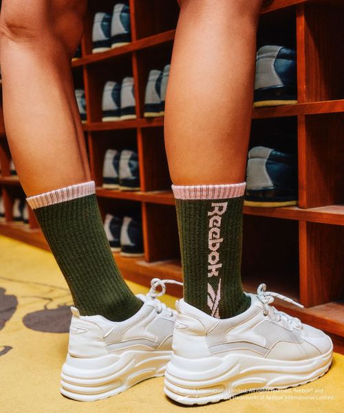 FOREVER 21 【Reebok(リーボック)】ソックス カーキ FREE ウィメンズグッズ フォーエバー21 492551 and ST アンドエスティ(旧ドットエスティ) FOREVER 21 【Reebok(リーボック)】ソックス カーキ FREE ウィメンズグッズ フォーエバー21 492551 and ST アンドエスティ(旧ドットエスティ)
