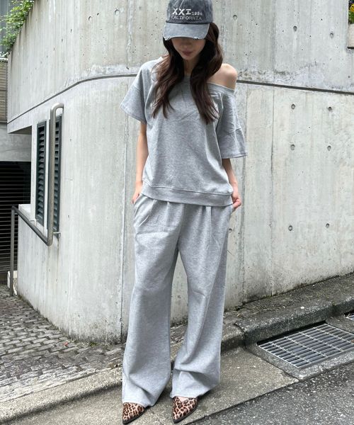 FOREVER 21 オフショルトップス&パンツセットアップ ライトグレー FREE ウィメンズワンピース フォーエバー21 498578 and ST アンドエスティ(旧ドットエスティ) FOREVER 21 オフショルトップス&パンツセットアップ ライトグレー FREE ウィメンズワンピース フォーエバー21 498578 and ST アンドエスティ(旧ドットエスティ)