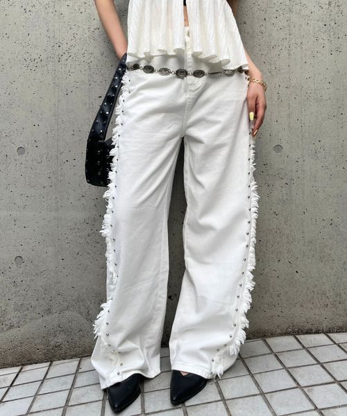 FOREVER 21 フリンジスタッズデニムパンツ ホワイト M ウィメンズボトムス フォーエバー21 498970 and ST アンドエスティ(旧ドットエスティ) FOREVER 21 フリンジスタッズデニムパンツ ホワイト M ウィメンズボトムス フォーエバー21 498970 and ST アンドエスティ(旧ドットエスティ)