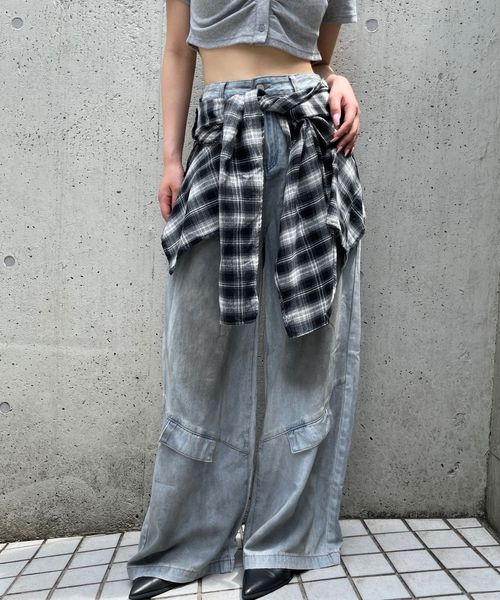 FOREVER 21 シャツ巻き風デニムパンツ ブルー L ウィメンズボトムス フォーエバー21 498971 and ST アンドエスティ(旧ドットエスティ) FOREVER 21 シャツ巻き風デニムパンツ ブルー L ウィメンズボトムス フォーエバー21 498971 and ST アンドエスティ(旧ドットエスティ)