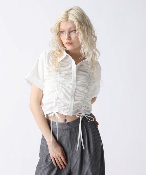FOREVER 21 フロントシャーリング半袖シャツ オフホワイト FREE ウィメンズインナー フォーエバー21 571096 and ST アンドエスティ(旧ドットエスティ) FOREVER 21 フロントシャーリング半袖シャツ オフホワイト FREE ウィメンズインナー フォーエバー21 571096 and ST アンドエスティ(旧ドットエスティ)