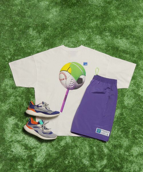 GEORGE'S 【MENS】ボールグラフィックTシャツ オフホワイト M M_トップス ジョージズ 570895 and ST アンドエスティ(旧ドットエスティ) GEORGE'S 【MENS】ボールグラフィックTシャツ オフホワイト M M_トップス ジョージズ 570895 and ST アンドエスティ(旧ドットエスティ)