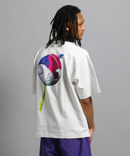 GEORGE'S 【MENS】ボールグラフィックTシャツ ライトグレー L M_トップス ジョージズ 570895 and ST アンドエスティ(旧ドットエスティ) GEORGE'S 【MENS】ボールグラフィックTシャツ ライトグレー L M_トップス ジョージズ 570895 and ST アンドエスティ(旧ドットエスティ)