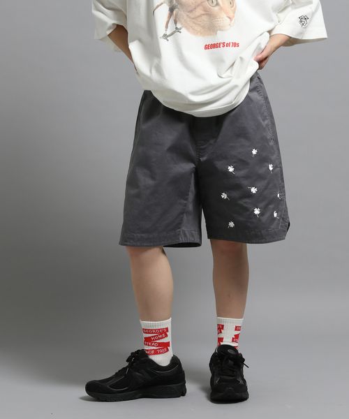 GEORGE'S 【MENS】エンブロイダリーショートパンツ ライトグレー L M_ボトムス ジョージズ 577200 and ST アンドエスティ(旧ドットエスティ) GEORGE'S 【MENS】エンブロイダリーショートパンツ ライトグレー L M_ボトムス ジョージズ 577200 and ST アンドエスティ(旧ドットエスティ)