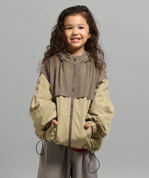 GEORGE'S 【KIDS】マウンテンパーカー ライトベージュ キッズ ジョージズ 612377 and ST アンドエスティ(旧ドットエスティ) GEORGE'S 【KIDS】マウンテンパーカー ライトベージュ キッズ ジョージズ 612377 and ST アンドエスティ(旧ドットエスティ)