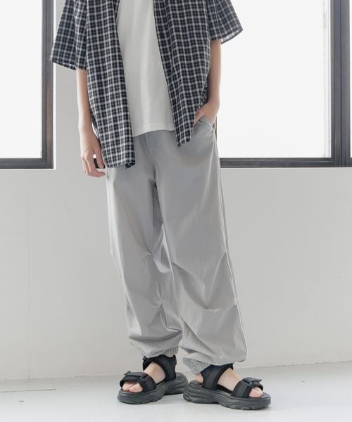 GLOBAL WORK エアかるラインパンツ/キッズ/147319 グレー キッズ グローバルワーク 147319 and ST アンドエスティ(旧ドットエスティ) GLOBAL WORK エアかるラインパンツ/キッズ/147319 グレー キッズ グローバルワーク 147319 and ST アンドエスティ(旧ドットエスティ)