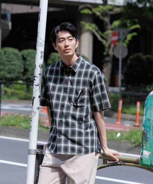 GLOBAL WORK サラサマ快適シャツ/レギュラーカラー/半袖/286395 ライトグレー L メンズインナー グローバルワーク 286395 and ST アンドエスティ(旧ドットエスティ) GLOBAL WORK サラサマ快適シャツ/レギュラーカラー/半袖/286395 ライトグレー L メンズインナー グローバルワーク 286395 and ST アンドエスティ(旧ドットエスティ)