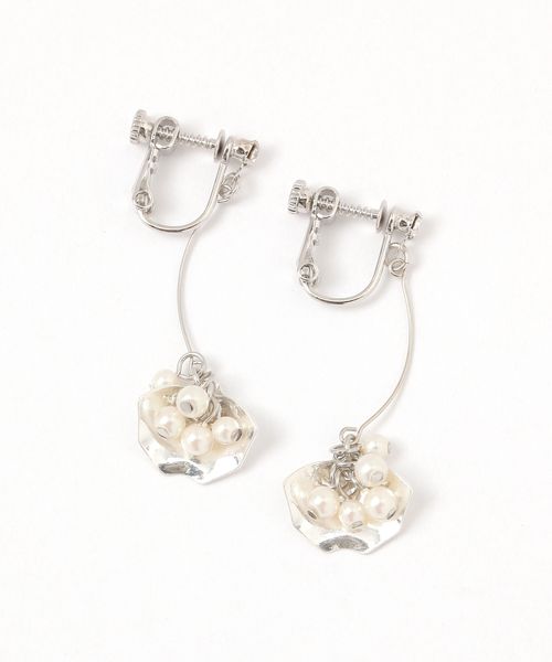 GLOBAL WORK MADE IN JAPAN/花びら揺れイヤリング/321124 ライトグレー ウィメンズグッズ グローバルワーク 321124 and ST アンドエスティ(旧ドットエスティ) GLOBAL WORK MADE IN JAPAN/花びら揺れイヤリング/321124 ライトグレー ウィメンズグッズ グローバルワーク 321124 and ST アンドエスティ(旧ドットエスティ)