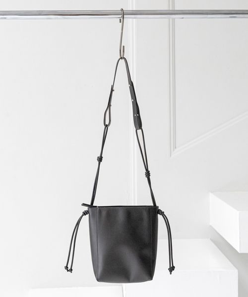 GLOBAL WORK スペ軽3ROOMショルダー/325957 ブラック ウィメンズグッズ グローバルワーク 325957 and ST アンドエスティ(旧ドットエスティ) GLOBAL WORK スペ軽3ROOMショルダー/325957 ブラック ウィメンズグッズ グローバルワーク 325957 and ST アンドエスティ(旧ドットエスティ)