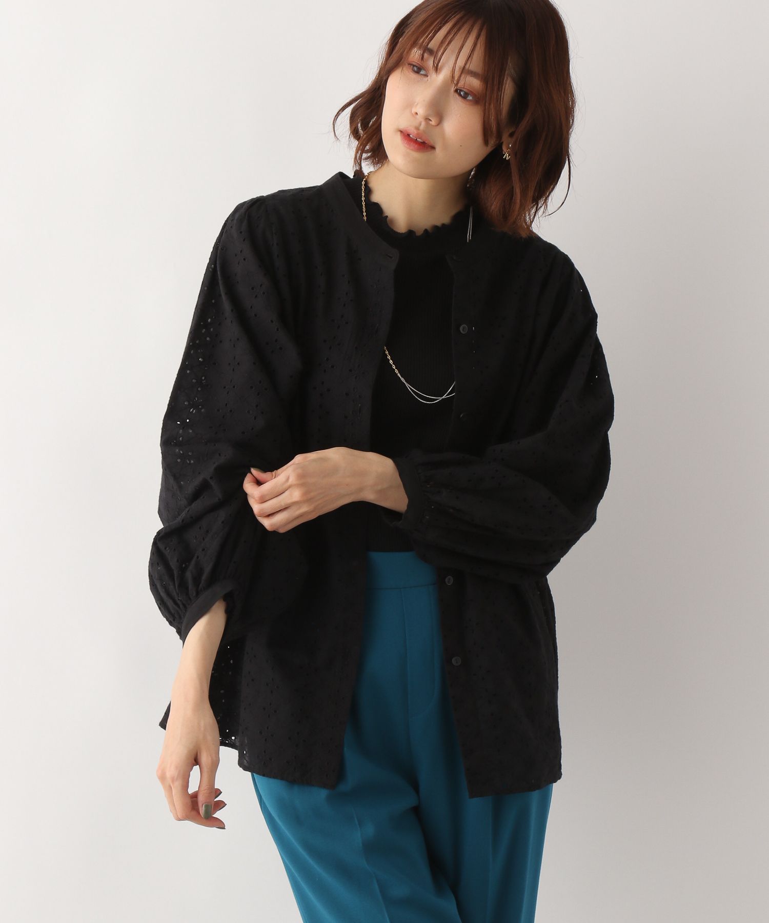 カットワークレースブラウス M