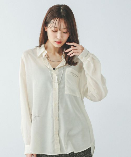 GLOBAL WORK レタード刺繍シャツ/494039 オフホワイト L ウィメンズインナー グローバルワーク 494039 and ST アンドエスティ(旧ドットエスティ) GLOBAL WORK レタード刺繍シャツ/494039 オフホワイト L ウィメンズインナー グローバルワーク 494039 and ST アンドエスティ(旧ドットエスティ)