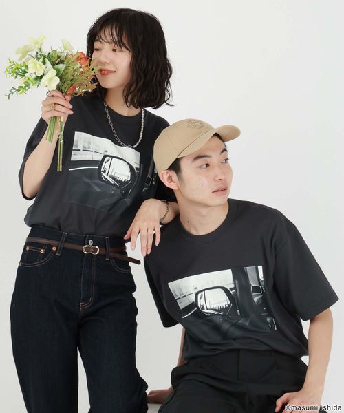 GLOBAL WORK 石田真澄/フォトTシャツ/半袖/494906 チャコールグレー L メンズインナー グローバルワーク 494906 and ST アンドエスティ(旧ドットエスティ) GLOBAL WORK 石田真澄/フォトTシャツ/半袖/494906 チャコールグレー L メンズインナー グローバルワーク 494906 and ST アンドエスティ(旧ドットエスティ)