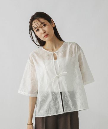 自由区　クロップド丈刺繍ブラウス　新品未使用　　現行品　▪️最終お値下げ 公式】自由区 | ファッション通販サイト[オンワード・クローゼット]
