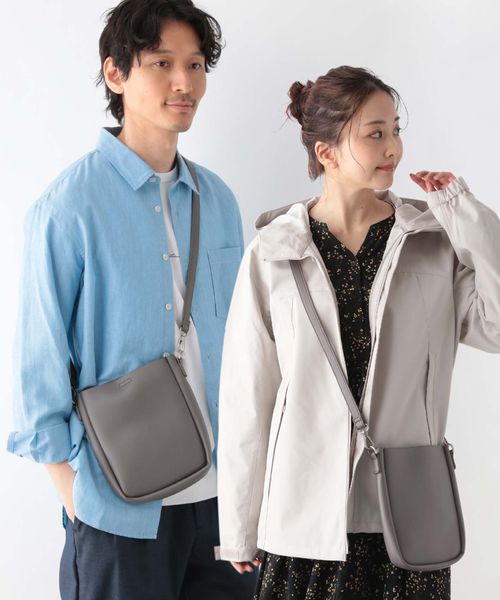 GLOBAL WORK 撥水ジャストポケットショルダーバッグ/996573/アウトレット価格 チャコールグレー メンズグッズ グローバルワーク 996573 and ST アンドエスティ(旧ドットエスティ) GLOBAL WORK 撥水ジャストポケットショルダーバッグ/996573/アウトレット価格 チャコールグレー メンズグッズ グローバルワーク 996573 and ST アンドエスティ(旧ドットエスティ)