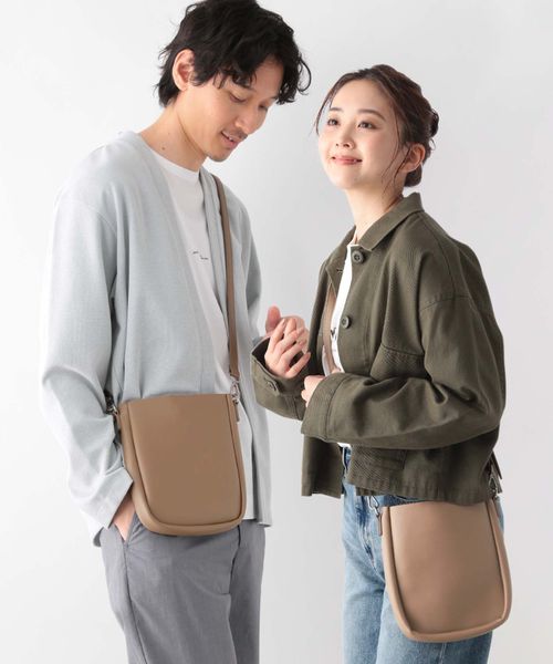 GLOBAL WORK 撥水ジャストポケットショルダーバッグ/996573/アウトレット価格 ブラウン メンズグッズ グローバルワーク 996573 and ST アンドエスティ(旧ドットエスティ) GLOBAL WORK 撥水ジャストポケットショルダーバッグ/996573/アウトレット価格 ブラウン メンズグッズ グローバルワーク 996573 and ST アンドエスティ(旧ドットエスティ)