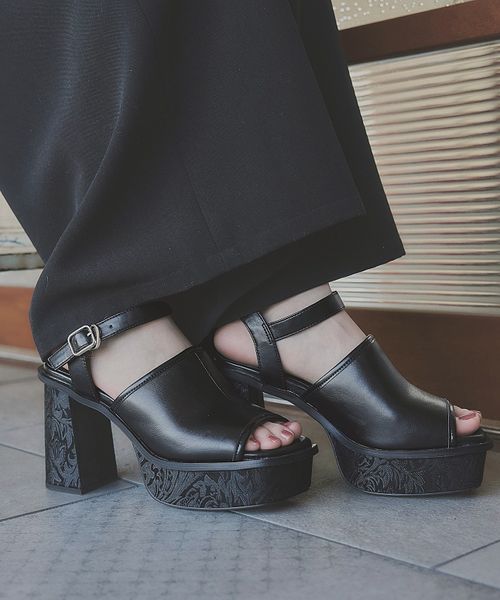 HARE 【完売サイズ予約中 WEB限定サイズあり LADIES】ガラソールチャンキーサンダル ブラック S ウィメンズグッズ ハレ 321464 and ST アンドエスティ(旧ドットエスティ) HARE 【完売サイズ予約中 WEB限定サイズあり LADIES】ガラソールチャンキーサンダル ブラック S ウィメンズグッズ ハレ 321464 and ST アンドエスティ(旧ドットエスティ)