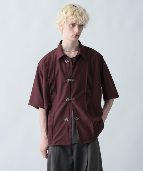 HARE 【追加予約受付中 SET UP対応】YOSEプリーツメタルボタンシャツ ボルドー FREE メンズインナー ハレ 495389 and ST アンドエスティ(旧ドットエスティ) HARE 【追加予約受付中 SET UP対応】YOSEプリーツメタルボタンシャツ ボルドー FREE メンズインナー ハレ 495389 and ST アンドエスティ(旧ドットエスティ)