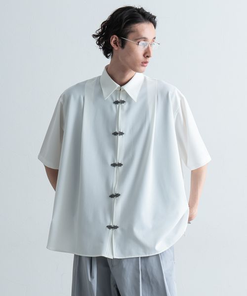 HARE メタルボタンタックオーバーシャツ オフホワイト FREE メンズインナー ハレ 571504 and ST アンドエスティ(旧ドットエスティ) HARE メタルボタンタックオーバーシャツ オフホワイト FREE メンズインナー ハレ 571504 and ST アンドエスティ(旧ドットエスティ)