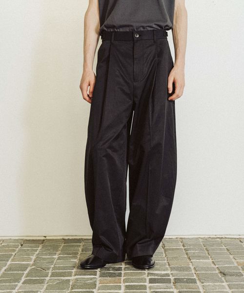HARE シルキーコットンワイドテーパートパンツ ブラック FREE メンズボトムス ハレ 575207 and ST アンドエスティ(旧ドットエスティ) HARE シルキーコットンワイドテーパートパンツ ブラック FREE メンズボトムス ハレ 575207 and ST アンドエスティ(旧ドットエスティ)