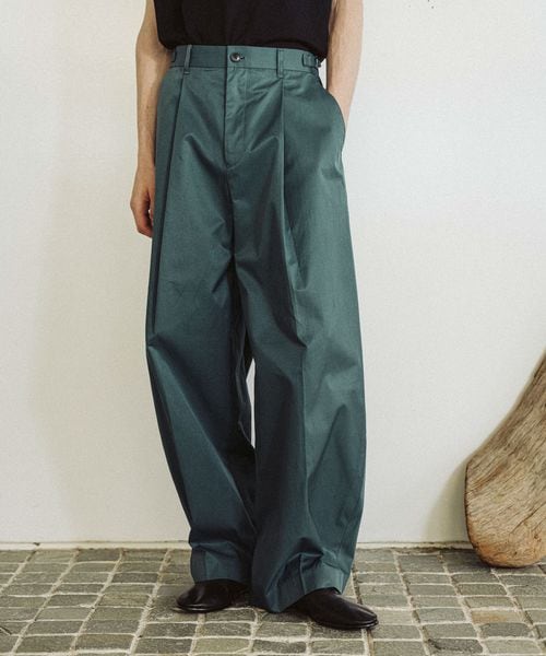 HARE シルキーコットンワイドテーパートパンツ グリーン FREE メンズボトムス ハレ 575207 and ST アンドエスティ(旧ドットエスティ) HARE シルキーコットンワイドテーパートパンツ グリーン FREE メンズボトムス ハレ 575207 and ST アンドエスティ(旧ドットエスティ)