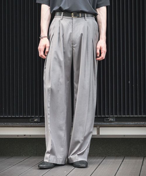 HARE 【新色カラー先行予約 SET UP対応】ストライプディープタックワイドストレートパンツ グレー S メンズボトムス ハレ 576819 and ST アンドエスティ(旧ドットエスティ) HARE 【新色カラー先行予約 SET UP対応】ストライプディープタックワイドストレートパンツ グレー S メンズボトムス ハレ 576819 and ST アンドエスティ(旧ドットエスティ)