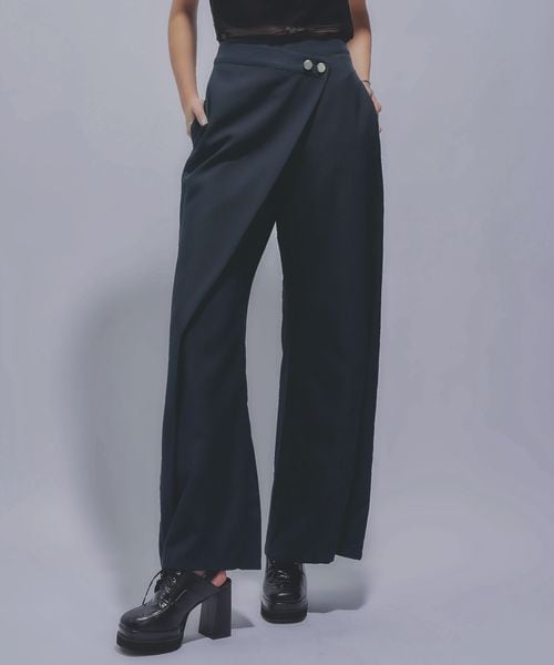 HARE 【LADIES】メタルボタンラップパンツ シルバー FREE ウィメンズボトムス ハレ 579647 and ST アンドエスティ(旧ドットエスティ) HARE 【LADIES】メタルボタンラップパンツ シルバー FREE ウィメンズボトムス ハレ 579647 and ST アンドエスティ(旧ドットエスティ)