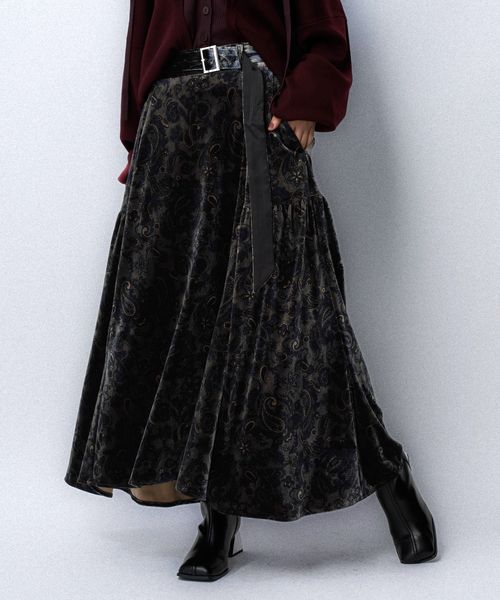 HARE 【LADIES】ペイズリーベロアフレアスカート チャコールグレー FREE ウィメンズボトムス ハレ 581622 and ST アンドエスティ(旧ドットエスティ) HARE 【LADIES】ペイズリーベロアフレアスカート チャコールグレー FREE ウィメンズボトムス ハレ 581622 and ST アンドエスティ(旧ドットエスティ)