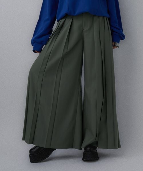 HARE 【LADIES】ワイドプリーツパンツ グリーン FREE ウィメンズボトムス ハレ 603609 and ST アンドエスティ(旧ドットエスティ) HARE 【LADIES】ワイドプリーツパンツ グリーン FREE ウィメンズボトムス ハレ 603609 and ST アンドエスティ(旧ドットエスティ)