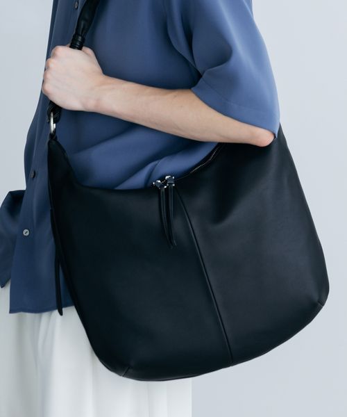 HARE クロワッサンショルダーBAG ブラック FREE メンズグッズ ハレ 969980 and ST アンドエスティ(旧ドットエスティ) HARE クロワッサンショルダーBAG ブラック FREE メンズグッズ ハレ 969980 and ST アンドエスティ(旧ドットエスティ)