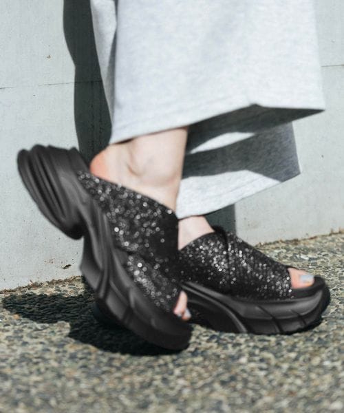 JEANASIS 【一部先行予約】クロスラメニットサンダル ブラック L ウィメンズグッズ ジーナシス 323119 and ST アンドエスティ(旧ドットエスティ) JEANASIS 【一部先行予約】クロスラメニットサンダル ブラック L ウィメンズグッズ ジーナシス 323119 and ST アンドエスティ(旧ドットエスティ)