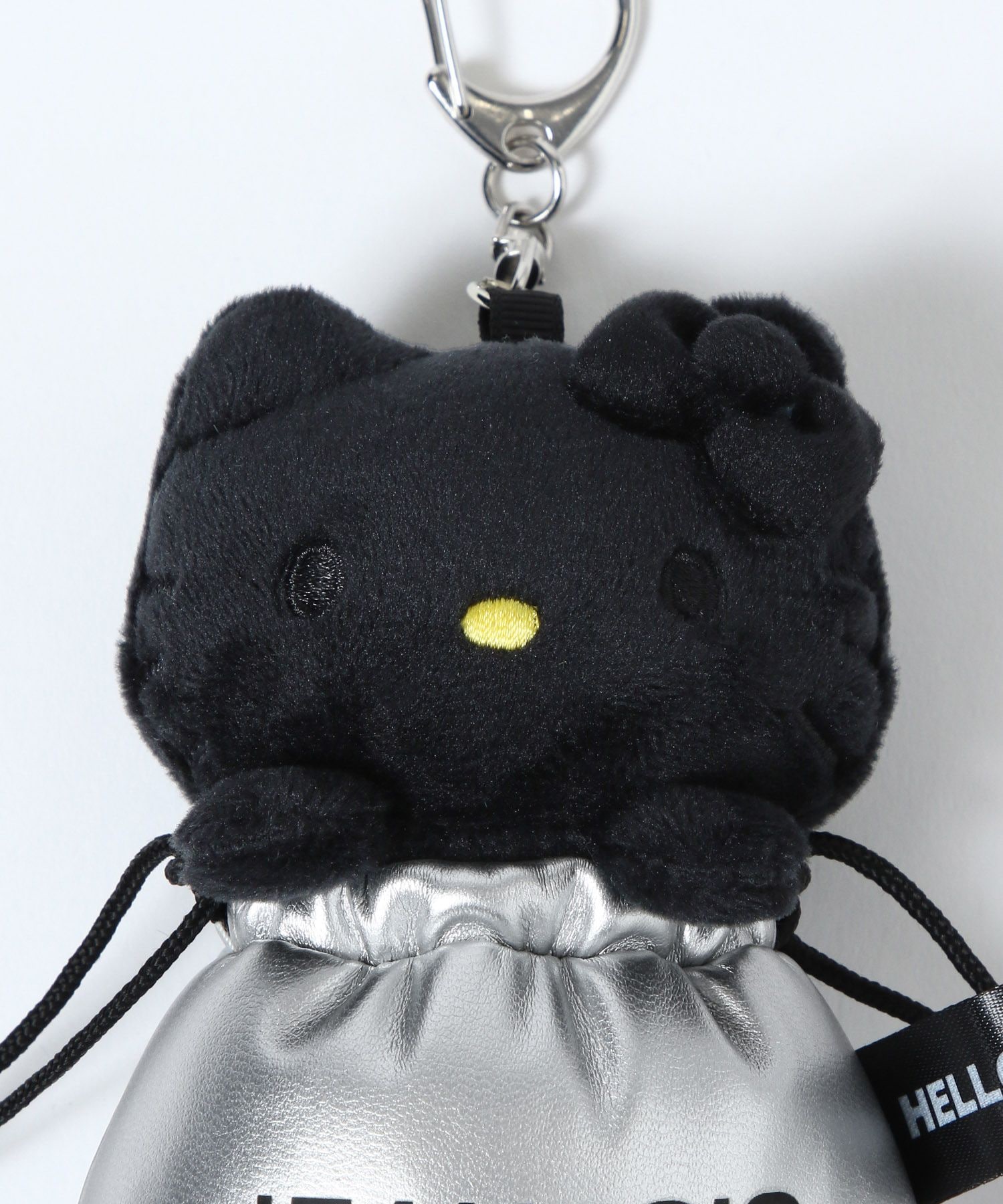 and ST 공식몰 HELLO KITTY 킨차크 체임 상세 이미지 24