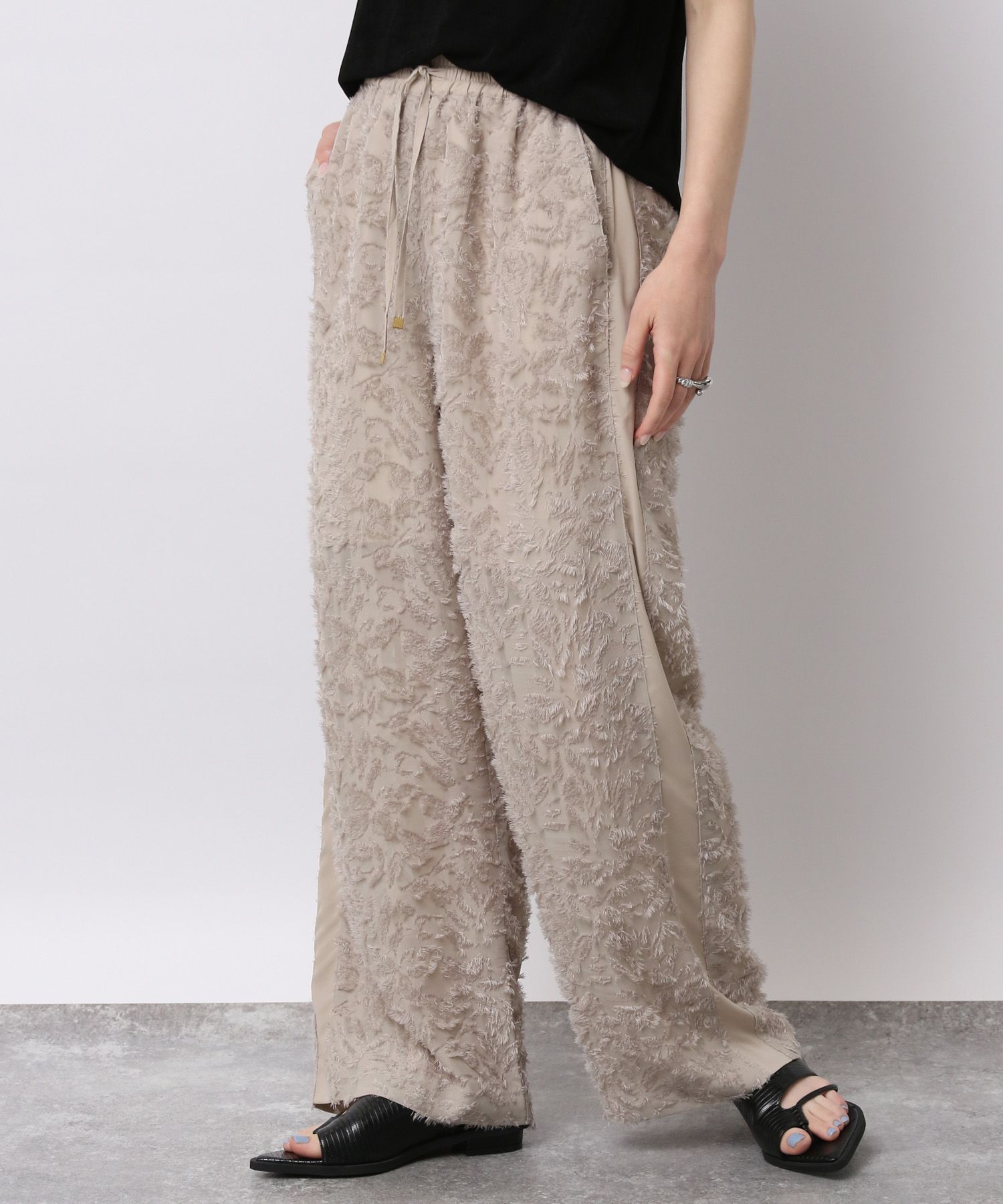 50%OFF MEDE19F パンツ カットジャカード素材のフリンジパンツ〈グリーン ＭＥＤＥ１９Ｆ カットジャカード素材のフリンジパンツ -  puulse.co