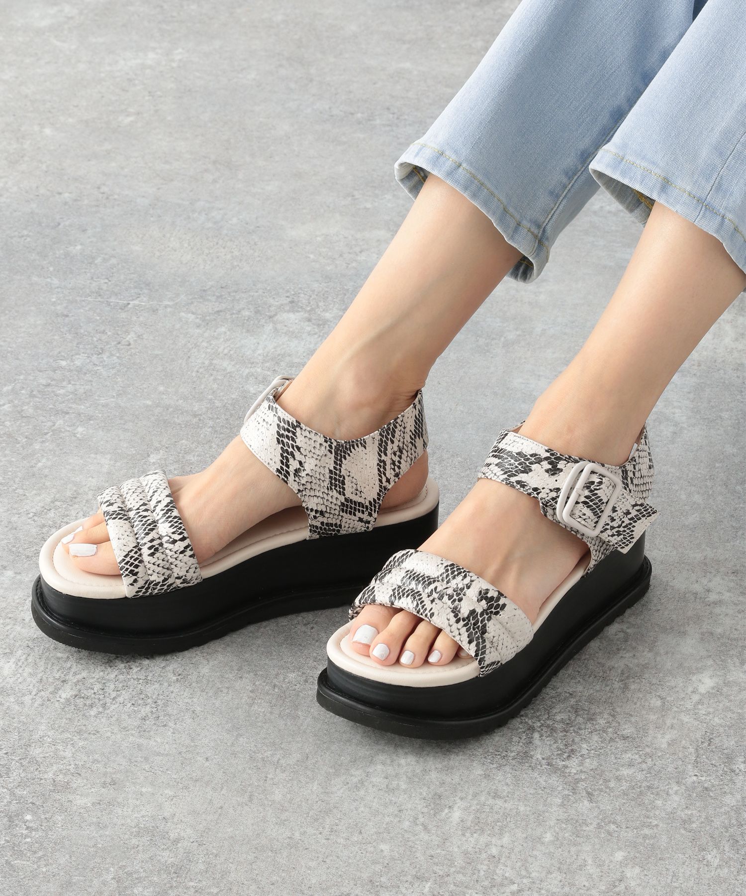 都内で JEANASIS ✳︎ ほぼ新品 アツゾコクロスシューズ ✳︎ - その他 都内で JEANASIS ✳︎ ほぼ新品 アツゾコクロスシューズ ✳︎ - その他