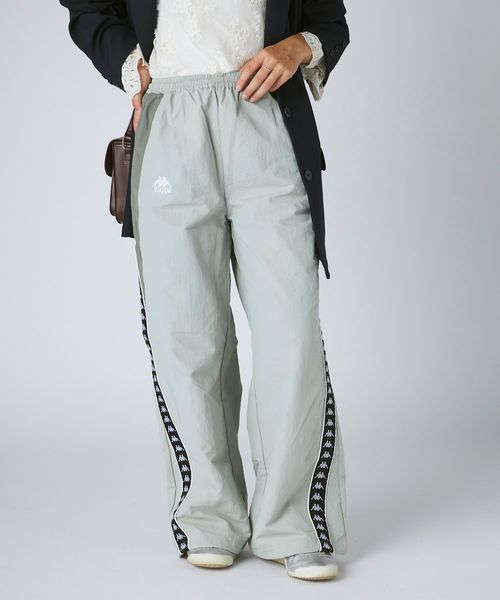 Kappa 【セットアップ対応】ワイドシルエット バンダナイロントラックパンツ ライトベージュ L ウィメンズボトムス カッパ 602618 and ST アンドエスティ(旧ドットエスティ) Kappa 【セットアップ対応】ワイドシルエット バンダナイロントラックパンツ ライトベージュ L ウィメンズボトムス カッパ 602618 and ST アンドエスティ(旧ドットエスティ)