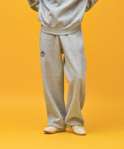 Kappa ≪Kappa×and ST ウェルネスクラブ≫ウェルネスデザイン ユニセックススウェットパンツ ライトベージュ M ウィメンズボトムス カッパ 629868 and ST アンドエスティ(旧ドットエスティ) Kappa ≪Kappa×and ST ウェルネスクラブ≫ウェルネスデザイン ユニセックススウェットパンツ ライトベージュ M ウィメンズボトムス カッパ 629868 and ST アンドエスティ(旧ドットエスティ)