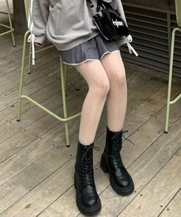 NBB weekendストライプ ポロシャツとスカートセット ストライプ柄ジャカードニットポロシャツ - レッド | ZARA Japan