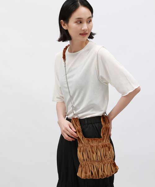 LAKOLE ギャザーチェーンショルダーバッグ/アウトレット価格 ベージュ FREE ウィメンズグッズ ラコレ 140067 and ST アンドエスティ(旧ドットエスティ) LAKOLE ギャザーチェーンショルダーバッグ/アウトレット価格 ベージュ FREE ウィメンズグッズ ラコレ 140067 and ST アンドエスティ(旧ドットエスティ)