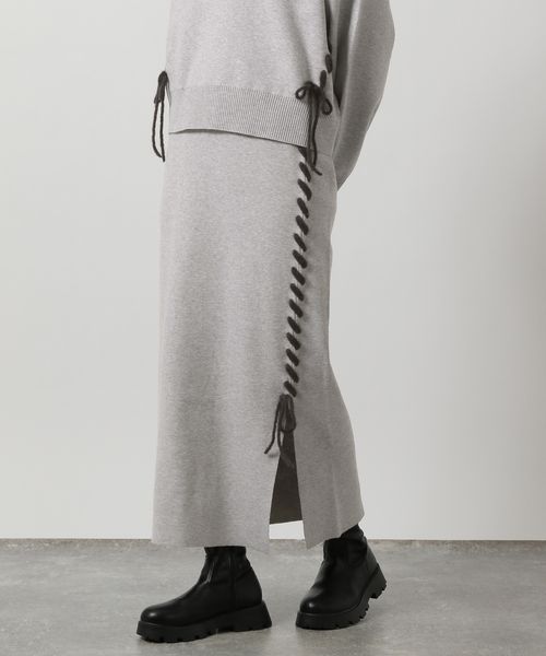 LAKOLE ハンドステッチニットスカート/アウトレット価格 ライトグレー FREE ウィメンズボトムス ラコレ 143185 and ST アンドエスティ(旧ドットエスティ) LAKOLE ハンドステッチニットスカート/アウトレット価格 ライトグレー FREE ウィメンズボトムス ラコレ 143185 and ST アンドエスティ(旧ドットエスティ)