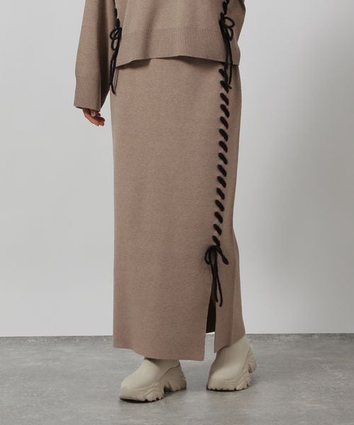 LAKOLE ハンドステッチニットスカート/アウトレット価格 ブロンズ FREE ウィメンズボトムス ラコレ 143185 and ST アンドエスティ(旧ドットエスティ) LAKOLE ハンドステッチニットスカート/アウトレット価格 ブロンズ FREE ウィメンズボトムス ラコレ 143185 and ST アンドエスティ(旧ドットエスティ)