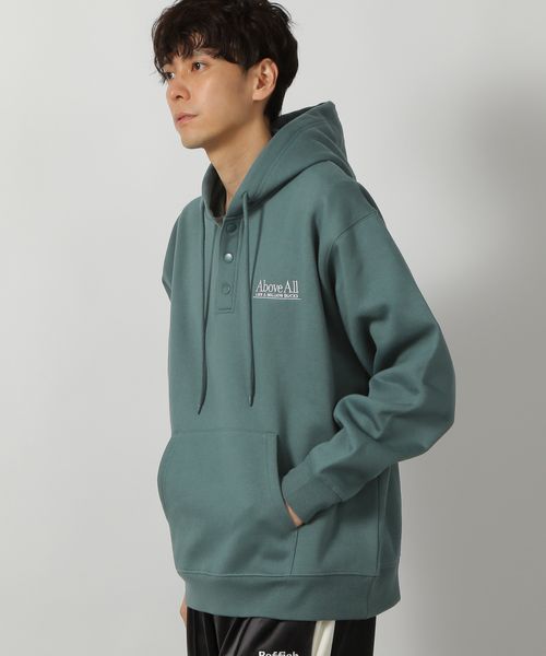 LAKOLE スナップ刺繍パーカー/アウトレット価格 グリーン M メンズインナー ラコレ 149701 and ST アンドエスティ(旧ドットエスティ) LAKOLE スナップ刺繍パーカー/アウトレット価格 グリーン M メンズインナー ラコレ 149701 and ST アンドエスティ(旧ドットエスティ)