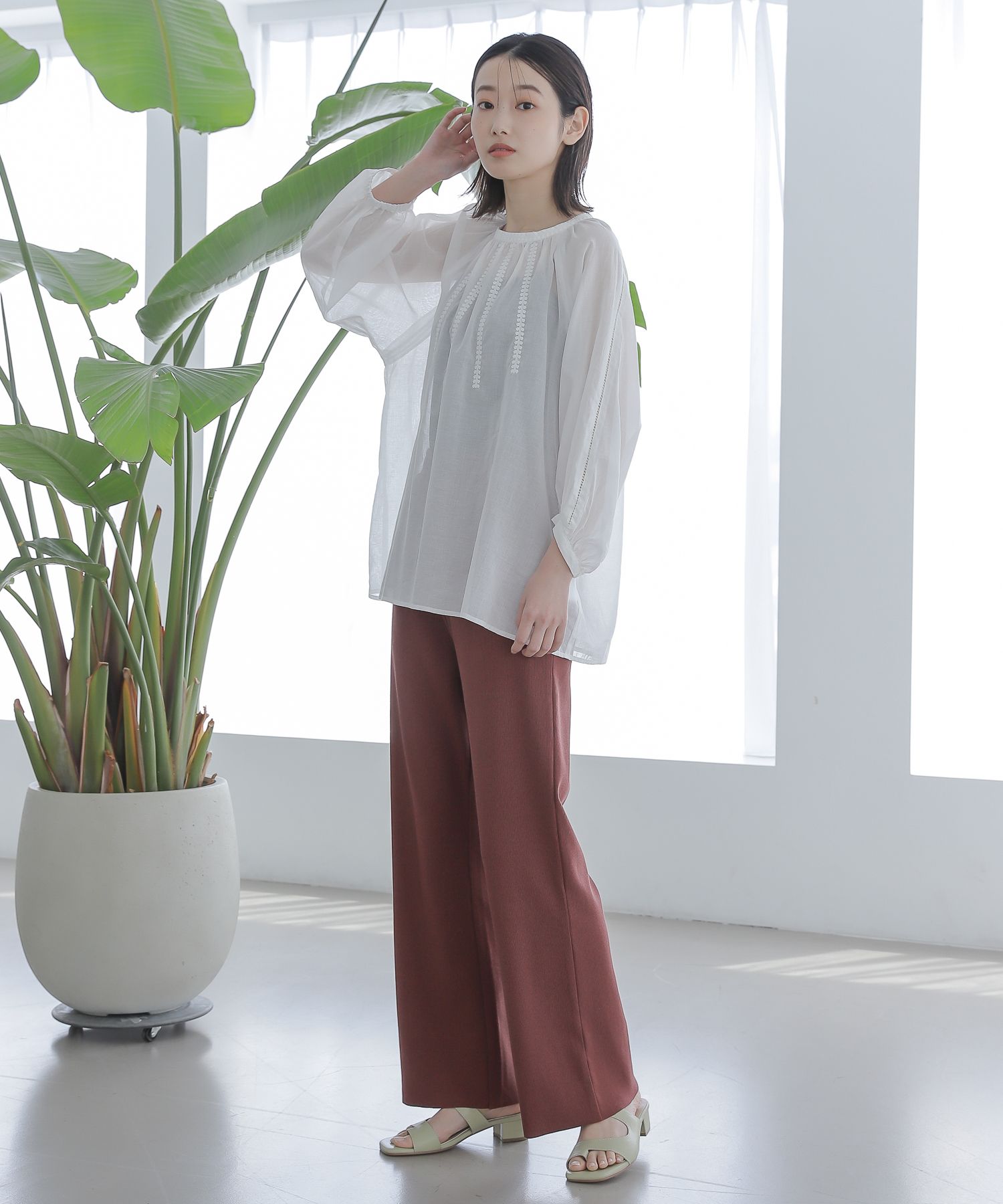 adelly エンブロイダリートップス - nasdenas.com