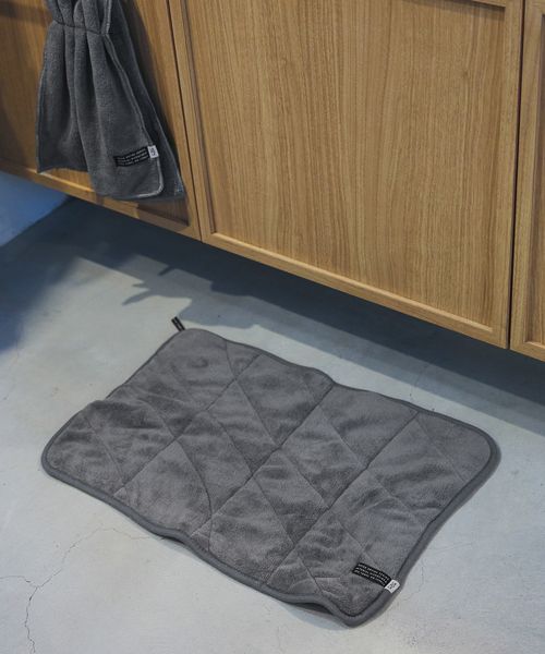 LAKOLE クイックドライバスマット バス・トイレ用品 チャコールグレー FREE ラコレ 251712 and ST アンドエスティ(旧ドットエスティ) LAKOLE クイックドライバスマット バス・トイレ用品 チャコールグレー FREE ラコレ 251712 and ST アンドエスティ(旧ドットエスティ)