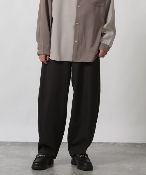 LAKOLE 【セットアップ可】ツイルバレルレッグパンツ シルバー L メンズボトムス ラコレ 284452 and ST アンドエスティ(旧ドットエスティ) LAKOLE 【セットアップ可】ツイルバレルレッグパンツ シルバー L メンズボトムス ラコレ 284452 and ST アンドエスティ(旧ドットエスティ)