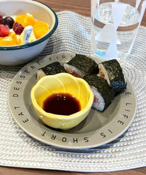 LAKOLE LOGOプレート(S) 洋食器 グレー FREE ラコレ 286539 and ST アンドエスティ(旧ドットエスティ) LAKOLE LOGOプレート(S) 洋食器 グレー FREE ラコレ 286539 and ST アンドエスティ(旧ドットエスティ)