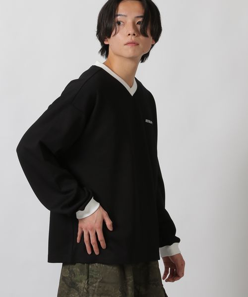 LAKOLE TRダンボールVプルオーバー シルバー M メンズインナー ラコレ 291278 and ST アンドエスティ(旧ドットエスティ) LAKOLE TRダンボールVプルオーバー シルバー M メンズインナー ラコレ 291278 and ST アンドエスティ(旧ドットエスティ)